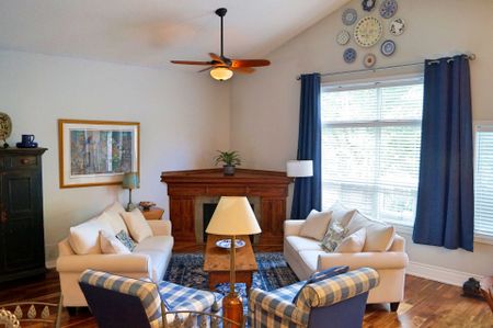 For Lease - 111 ELLEN Lane, Collingwood, Ontario - Photo 2