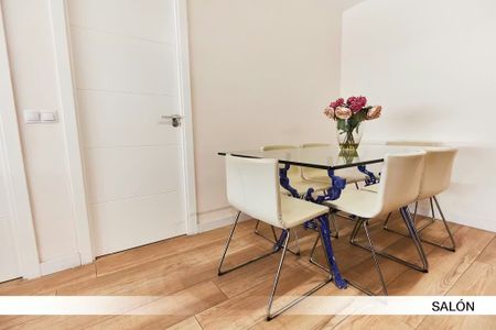 Calle Farmaceútico Murillo Herrera, Sevilla, Andalusia 41010 - Photo 3