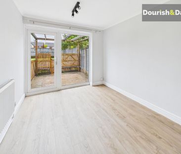 3 bedroom detached house to rent - Photo 3