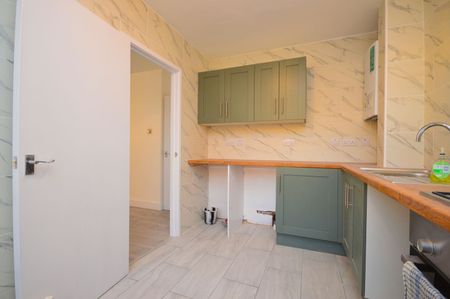 2 Bed Flat, Beckley House, E3 - Photo 2