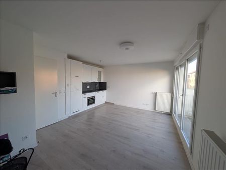 2 pièces - 40,7 m² - 4ème étage - Colocation non autorisée - Photo 3