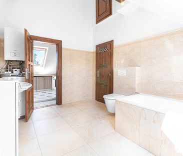 Pronájem bytu 3+kk 101 m² - Fotografie 3