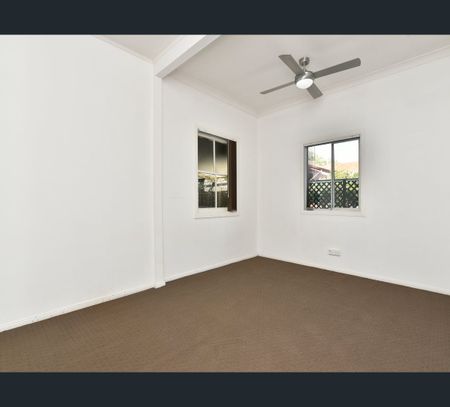 4 Rothbury Street, North Rothbury, NSW 2335 - Photo 2