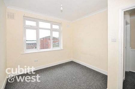 2 bedroom maisonette to rent - Photo 5
