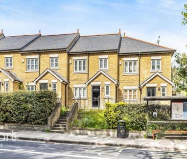 3 bedroom terraced house to rent - Photo 4