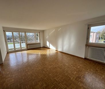 Charmante 3.5-Zimmerwohnung - nahe Bahnhof Dietlikon - Photo 1