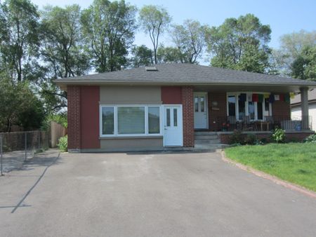 For Lease - 10 Elrose Road Unit# BSMT, Brampton, Ontario - Photo 2