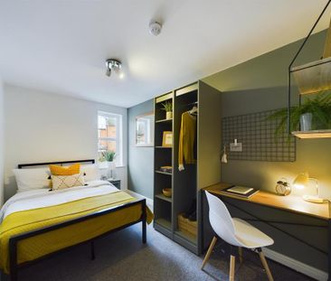 1 bedroom in a house share to rent - Photo 3