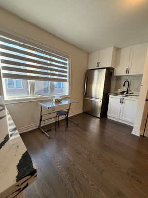 For Lease - 337 William Forster Road Unit# Coach House, Markham, Ontario - Photo 1