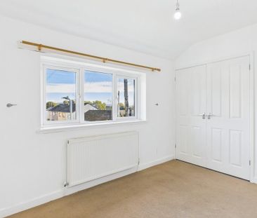 2 bedroom semi-detached house to rent - Photo 3