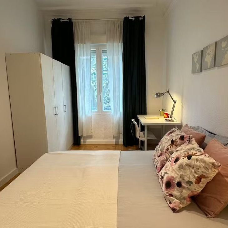 Calle del Doctor Esquerdo, Madrid, Community of Madrid 28028 - Foto 1