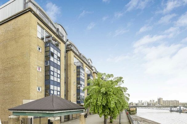 Rotherhithe Street, SE16, London - Photo 1