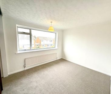 4 bedroom detached house to rent - Photo 4