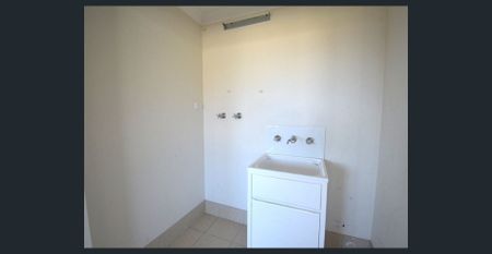 Studio Apartment - Photo 4