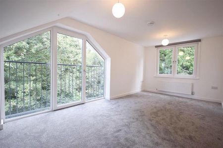 3 Bedroom Detached To Let - Photo 3