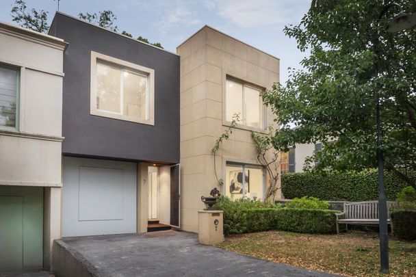 7/1 Maraquita Grove, Hawthorn East - Photo 1