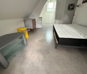 Location Appartement 1 pièce 11m² - Photo 1