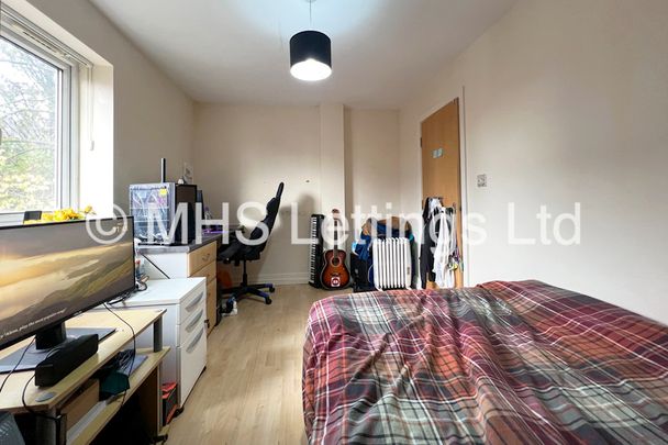 3 Bedroom Flat for rent in Headingley Avenue - Photo 1