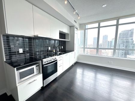 For Lease - 365 Church Street Unit# 3003, Toronto, Ontario - Photo 5