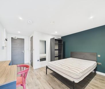 Studio to rent - Photo 1
