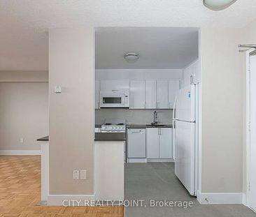 2 Bedroom, 2 Bathroom - Sussex Square Residences - Photo 3