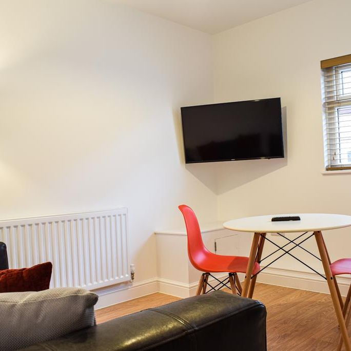1 bedroom flat to rent - Photo 1