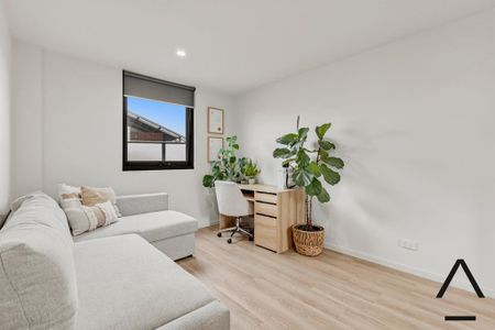 Modern Coastal Living in the Heart of Altona! - Photo 2