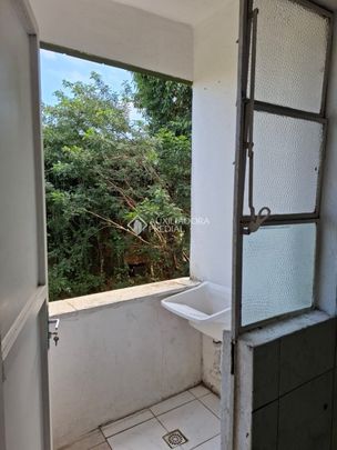 Apartamento com 2 quartos e 42m² para alugar em Cavalhada, Porto Alegre. - Photo 1