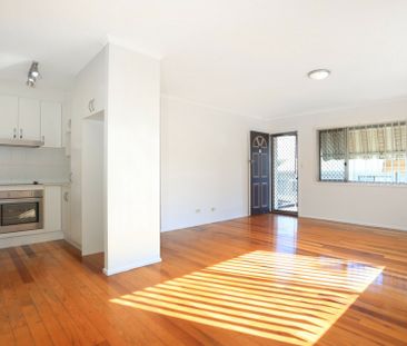 PRIME LOCATION - Photo 5