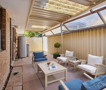 Charming Noranda Villa - Photo 4