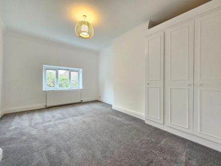 4 bedroom semi-detached house to rent - Photo 2
