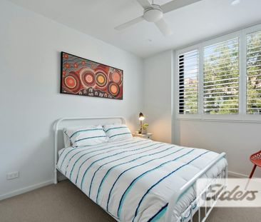Stylish City Living in the Heart of Newcastle - Photo 2