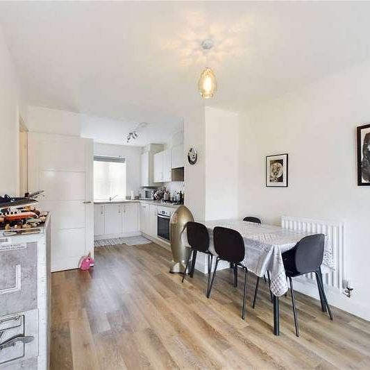 Alder Grove, Shinfield, Reading, Berkshire, RG2 - Photo 1