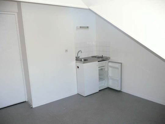 Location Appartement 1 pièce 18m² LE HAVRE 76600 - Photo 1