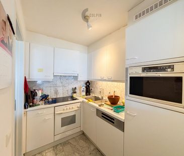 Appartement met frontaal zeezicht bij het Heldenplein - Photo 2