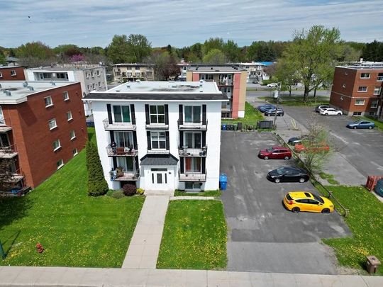 Appartement à louer - Brossard (Noms de rues (N)) Appartement à louer - Brossard (Noms de rues (N)) - Photo 1