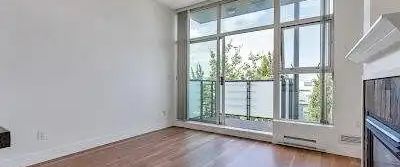 Stylish studio, High Ceilings, In-Suite Laundry, Parking | 8988 Hudson Street, Vancouver - Photo 1