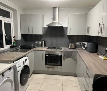 Room in a Shared House, Kingsland Avenue, CV5 - Photo 4