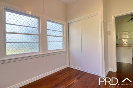 Refreshed 3 Bedroom Home in Convenient Location - Photo 3