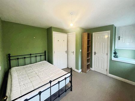 3 bedroom terraced house to rent - Photo 5