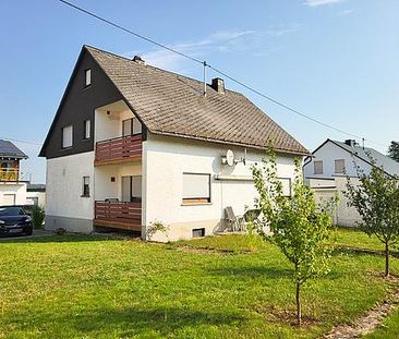 Neuwertige teilmöblierte Dachgeschosswohnung in Nentershausen mit B... - Photo 2