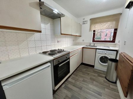 1 bedroom flat to rent - Photo 3
