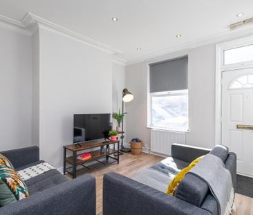 3 bedroom house to rent - Photo 2