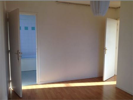 Location Appartement 2 pièces 38m² - Photo 2