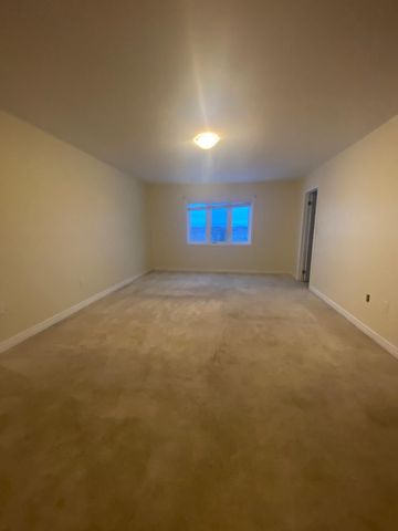 For Lease - 570 Linden Drive Unit# 38, Cambridge, Ontario - Photo 5