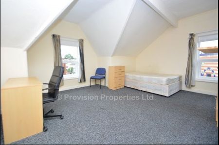 4 Bedroom Student Lets Leeds - Photo 3