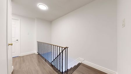 For Lease - 2440 Bromsgrove Road Unit# 77, Mississauga, Ontario - Photo 2