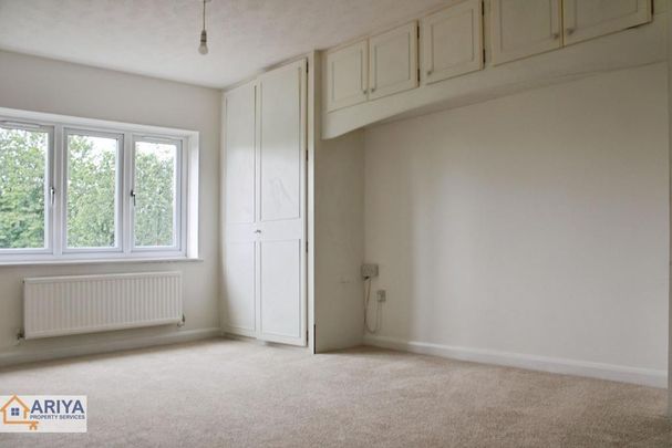 4 bedroom detached house to rent - Photo 1