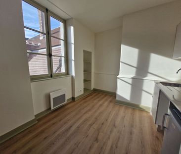 Location Appartement 1 pièce 29m² - Photo 4