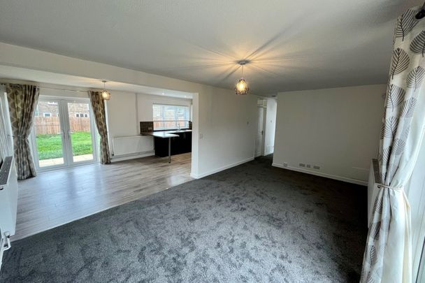 Olive Close - Photo 1